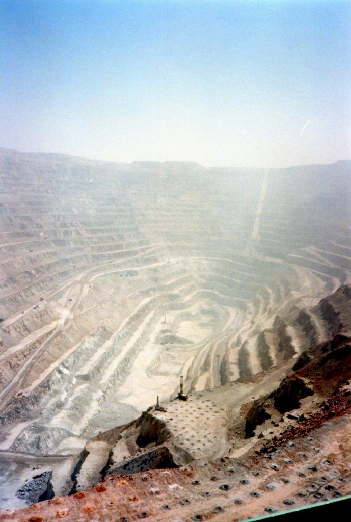 Chuquicamata Mine, looking across the pit 1993